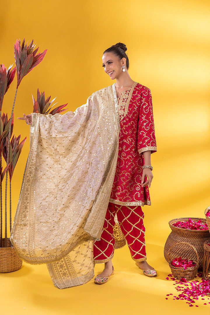 Rangreza Gulabi Kurta Set With Dupatta