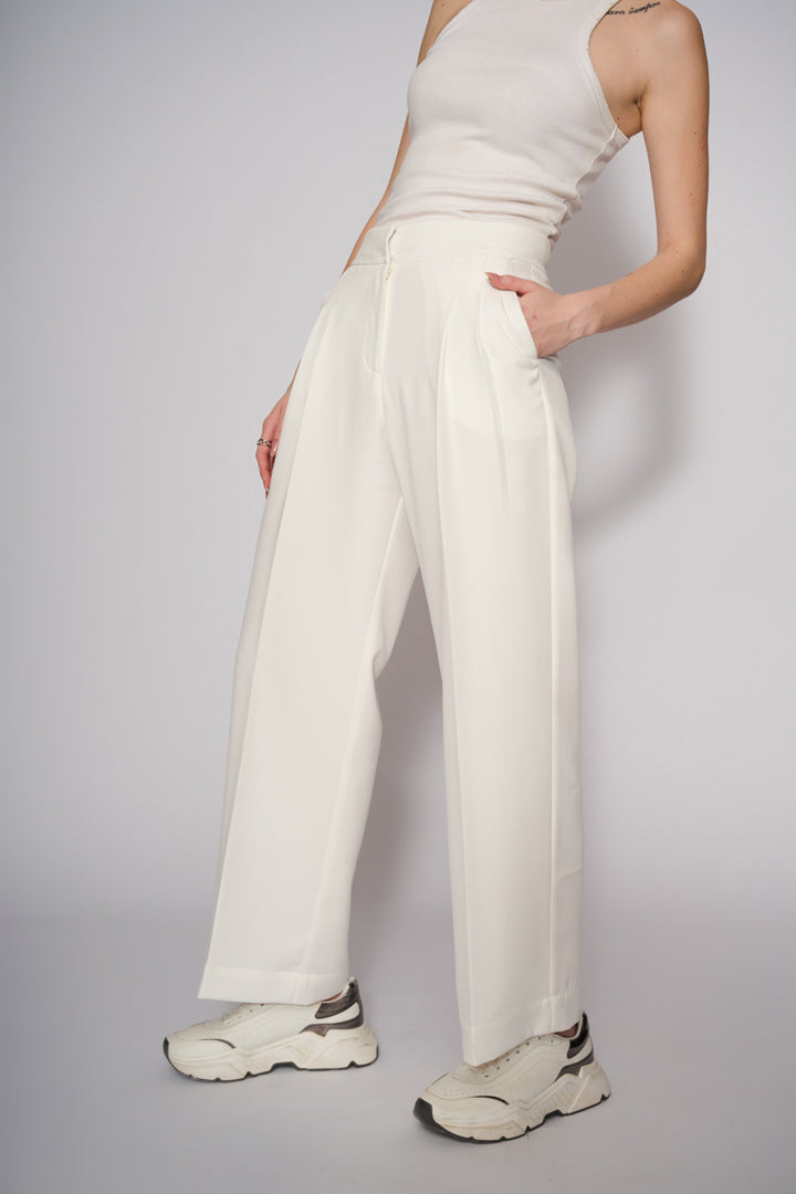 HER Pleated Pants White
